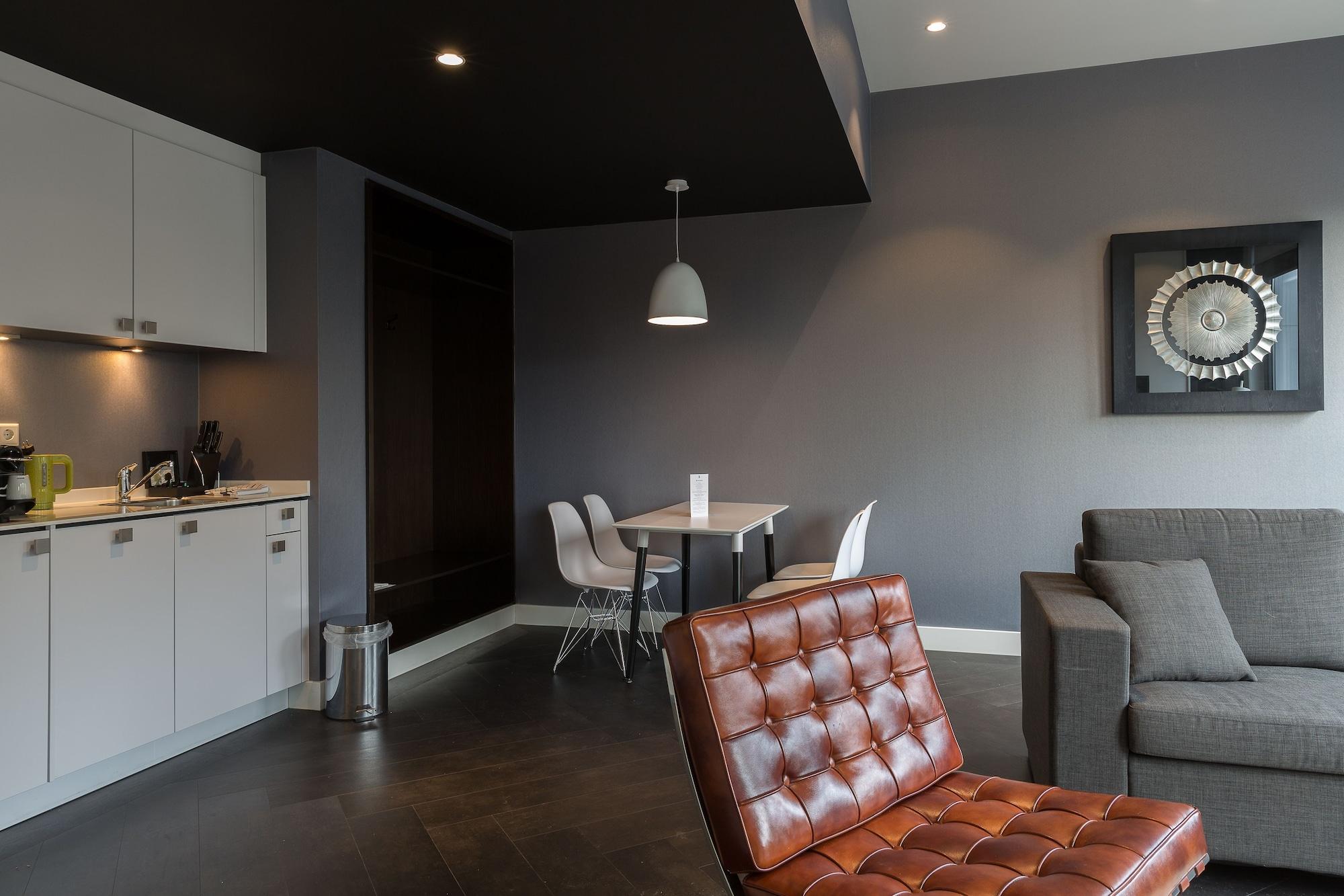 B-Aparthotel Kennedy Den Haag Bagian luar foto