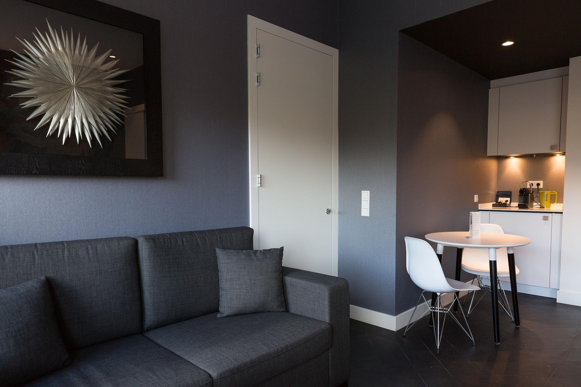 B-Aparthotel Kennedy Den Haag Bagian luar foto