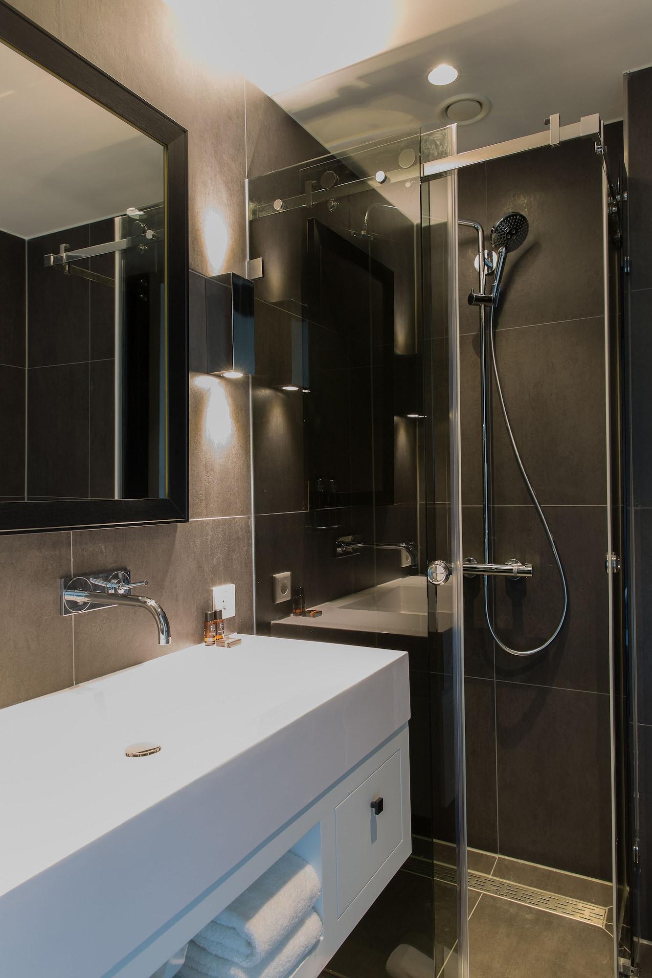 B-Aparthotel Kennedy Den Haag Bagian luar foto