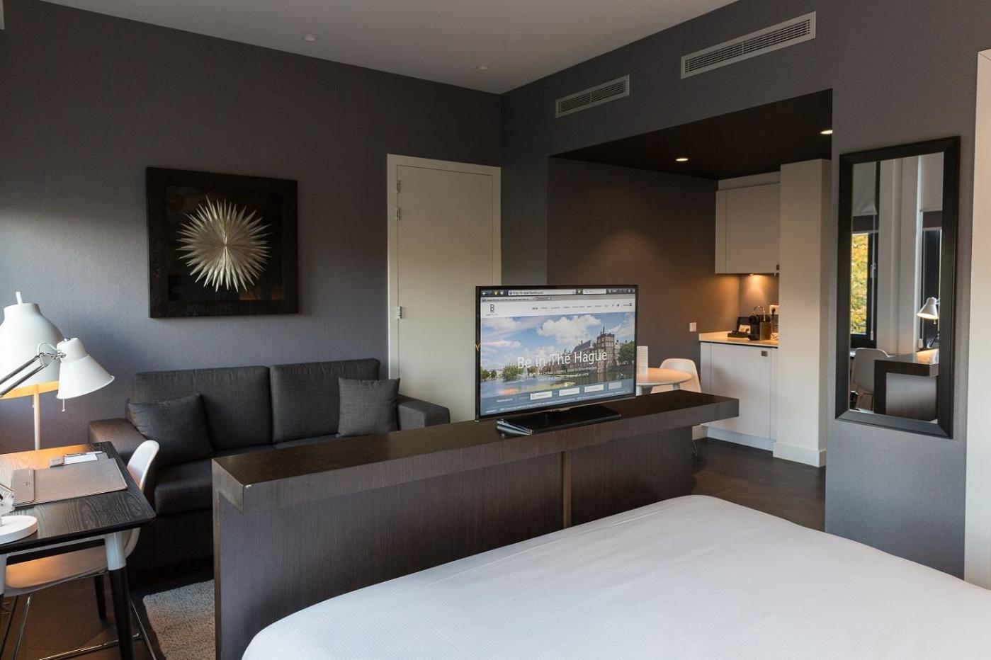 B-Aparthotel Kennedy Den Haag Bagian luar foto