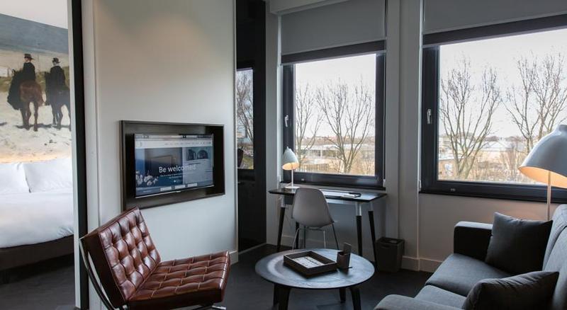 B-Aparthotel Kennedy Den Haag Bagian luar foto